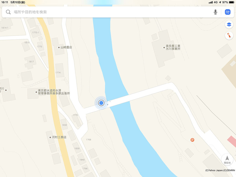 眼の前に現れた謎の建物。これもマップで確認できます。奥多摩工業氷川事業所だそうです。