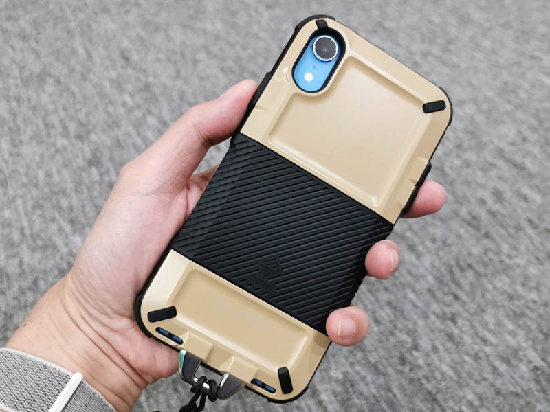 NESTOUTのiPhone XR用ジャケットケース