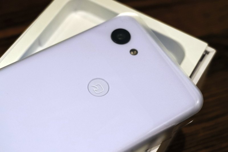 おサイフケータイマークはフィルムに印刷されていた。それで良かったのか