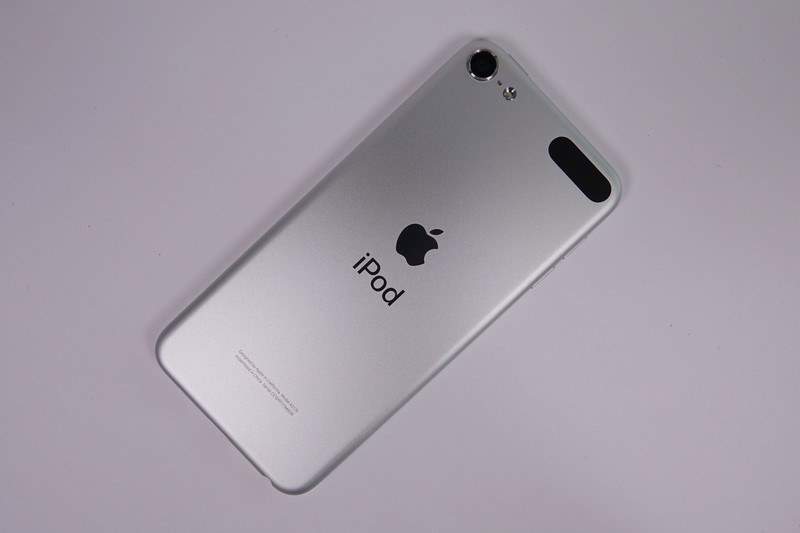 iPod touch（シルバー）