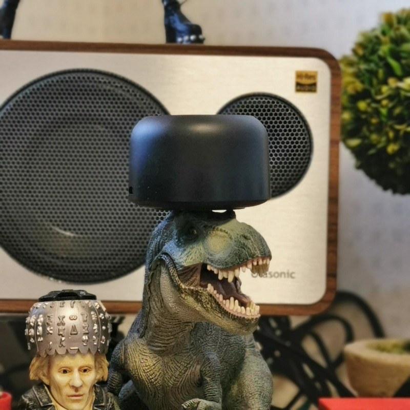 Soundcore Ace A0は設置場所の硬さや高さ面積や、前後左右上下の空間サイズによっても音が変化するので、音楽ソースによって変えてみる楽しみがある