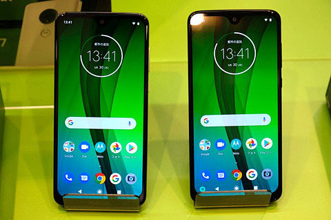 moto g7	https://k-tai.watch.impress.co.jp/docs/catalog2/newproduct/1190292.html