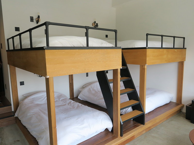 2段ベッドが2つ設置された部屋