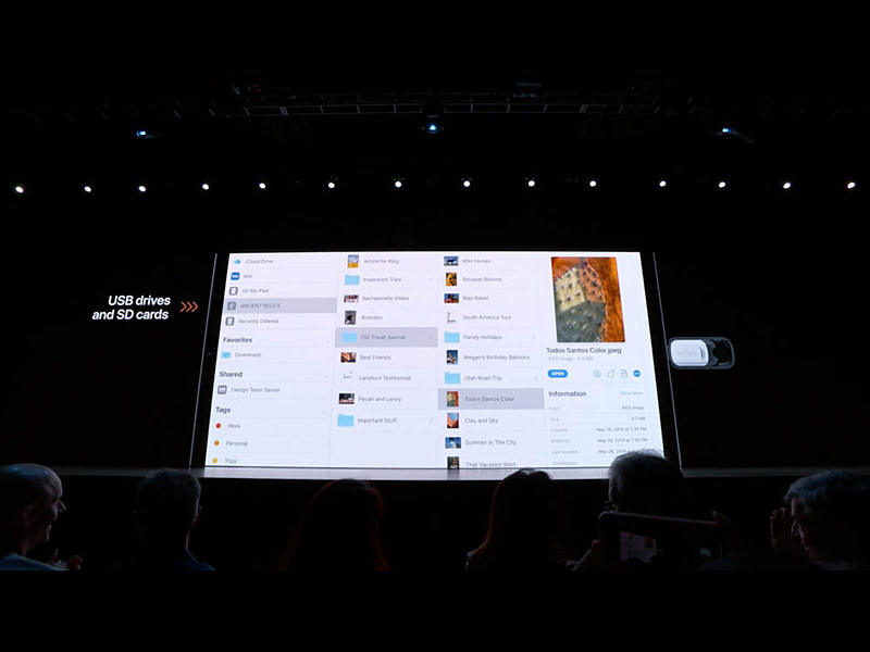 ファイルアプリのカラム表示。一番右に選択中のファイルのプレビューや詳細情報、クイックアクションが表示されるあたりもmacOSと似ている