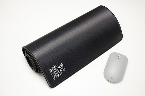 幅90cmのゲーミングなマウスパッドにしたら世界が変わった件