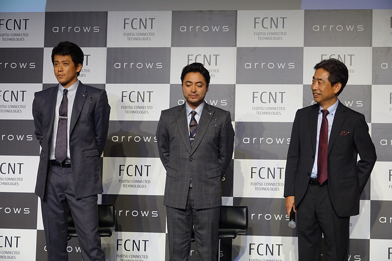 二人にエールを送る高田社長