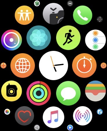 Apple Watchはウェアラブルコンピュータ。手首の上でいろいろなアプリを使えます。iPhoneと連携しているので、iPhone上のリソースや機能も利用可能。たとえばiPhone上の音楽を再生したり。