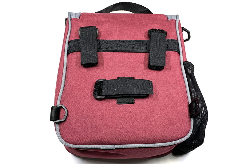 リクセン改造を施すバッグ。Amazonで購入したRhinowalkブランドの自転車トップチューブバッグです。便利なんですが、自転車への脱着は面ファスナーバンドを使う方式。ちょっと脱着が面倒です。そこでリクセン化！