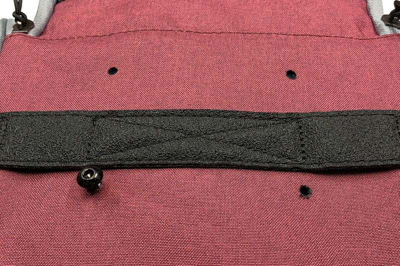 穴はバジル製アダプタープレート付属のボルトがちょうど通るくらいのサイズで開けましょう。