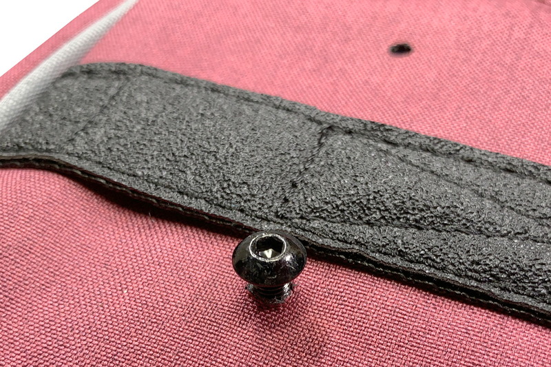 穴はバジル製アダプタープレート付属のボルトがちょうど通るくらいのサイズで開けましょう。