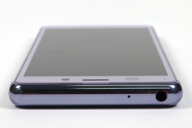 上部にはイヤホンジャック