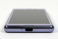 写真で見る「Xperia Ace SO-02L」] - ケータイ Watch
