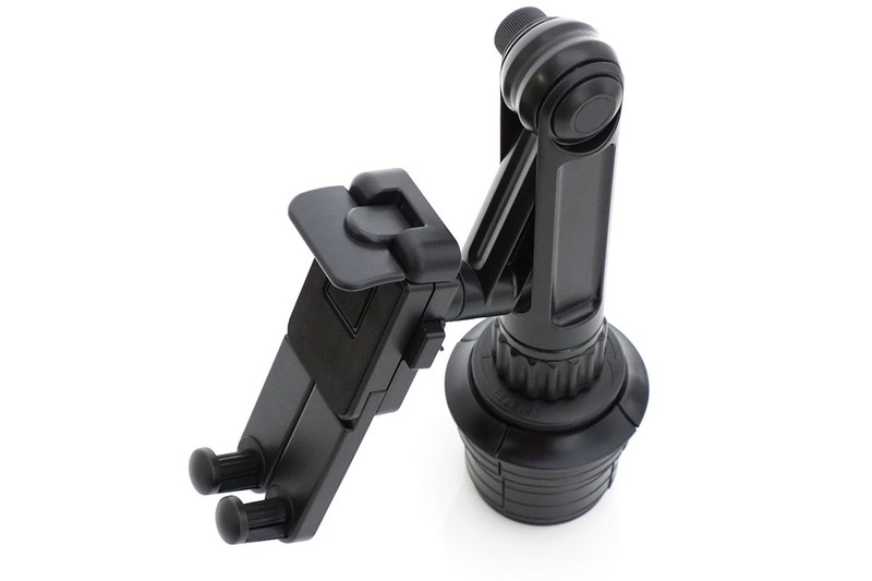 複数のスタイルで端末を保持できますが、これは端末を低い位置で保持させるときの状態。底面から上部端までの高さは25cmです。