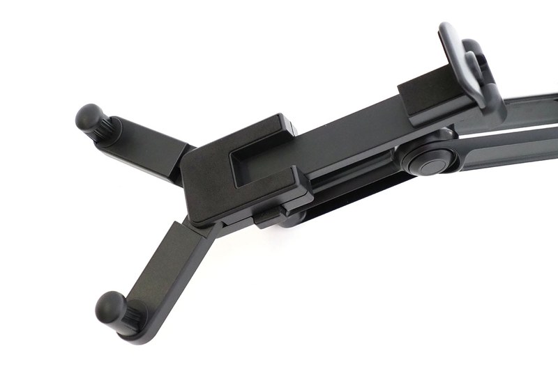 端末を保持する部分。挟んで保持するタイプです。メーカーは上下方向に挟んでの使用を推奨しています。