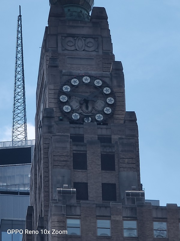 「1x」と同じ位置で、アウトカメラの「10x」で撮影。かなりクッキリ捉えている