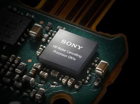 ソニー、ノイズキャンセリング対応の完全ワイヤレスヘッドセット「WF