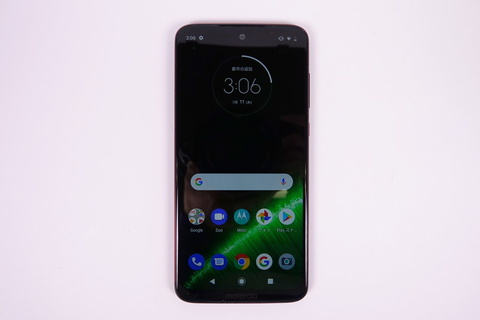写真で見る「moto g7 plus」] - ケータイ Watch