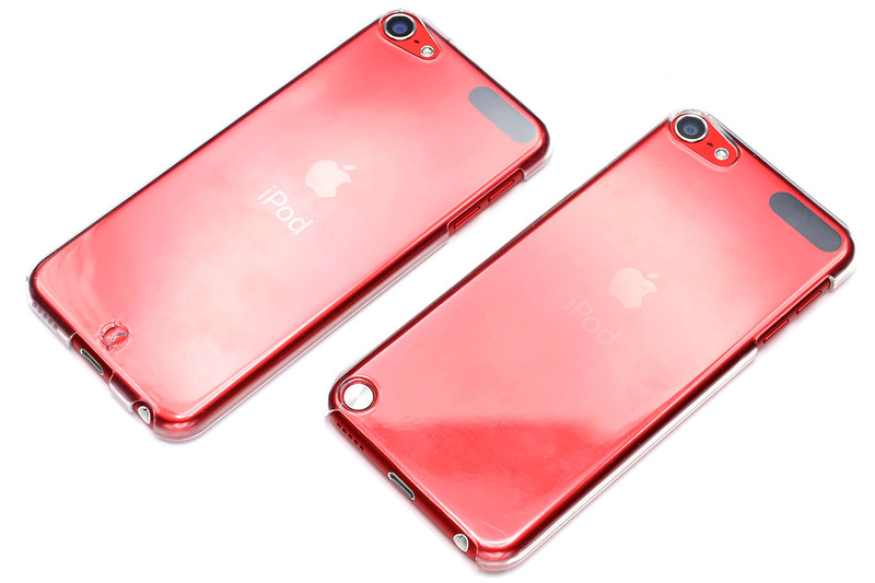 サイズが同じ第5/6/7世代ではケースが流用できます。ボタンやカメラの位置も同じ。でも第7世代と第5世代のケースを入れ替えるとオカシなことに……。