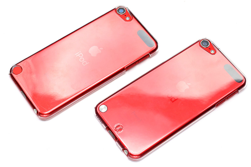 サイズが同じ第5/6/7世代ではケースが流用できます。ボタンやカメラの位置も同じ。でも第7世代と第5世代のケースを入れ替えるとオカシなことに……。