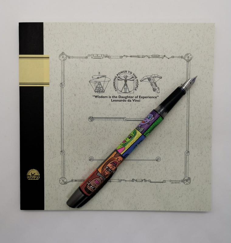 ポップなイメージの万年筆だが、ハードなイメージのノートにも悪くはない