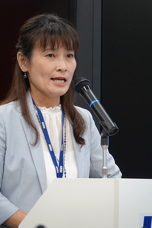 KDDI 技術統括本部 運用本部 運用管理部 副部長 土生由希子氏