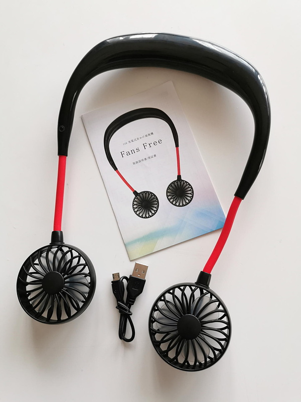 同梱品は本体と充電用USBケーブル、説明書の3点