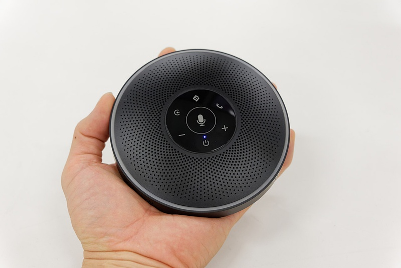 リアルタイム文字起こしにワイヤレスマイク（スピーカー）を導入