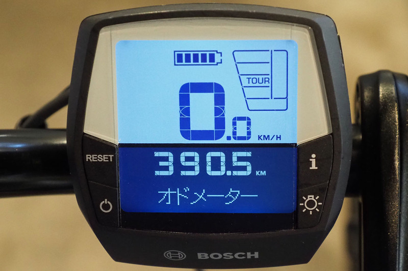 航続可能距離とオドメーター。