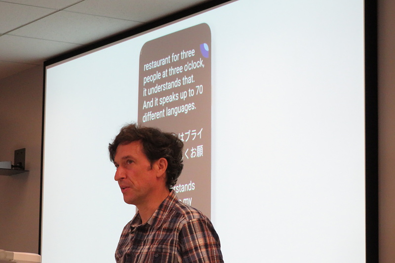 ケムラー氏によるデモ。同氏の英語、日本語どちらも正しく検出していた