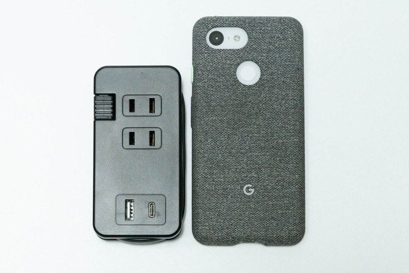 コンパクトなサイズで旅行カバンのわずかな隙間にも忍ばせておける