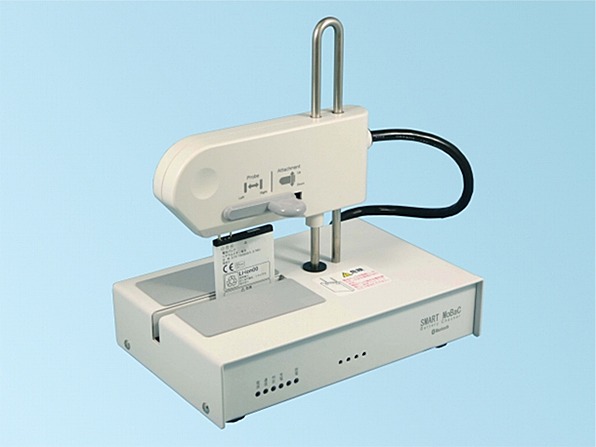 携帯電話を復活させる「電池パック診断ツール」