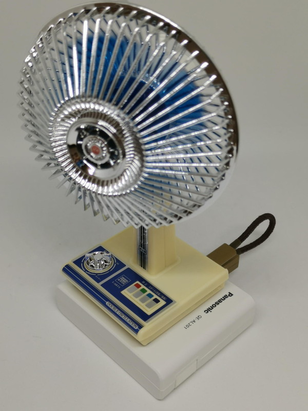 もう少し風量があれば、USBモバイルバッテリーと一緒にアウトドアでハンディファンの代わりに使いたいのだが