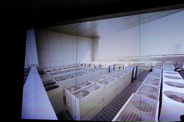 ビル風やTV電波障害などを緩和するビル中腹の穴「スーパーボイド」