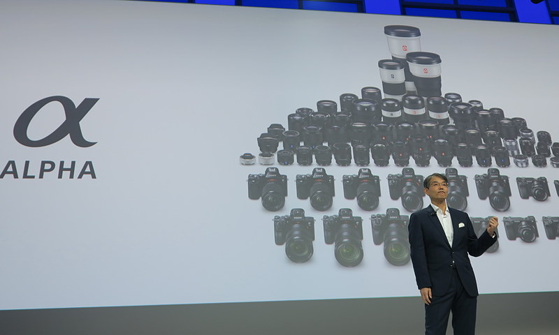 着実にラインアップを拡大してきたミラーレス一眼レフカメラのαシリーズ