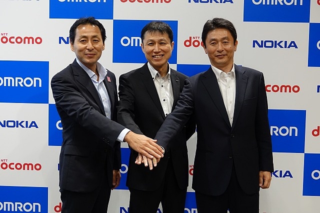 左からNTTドコモ 中村武宏氏、オムロン 福井信二氏、ノキア 木田等理氏