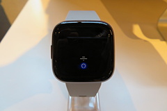 [日本正規品] Fitbit Versa 2 Alexa搭載 スマートウォッチ黒 Fitbit、Amazon Alexaに対応したスマートウォッチ「Fitbit Versa