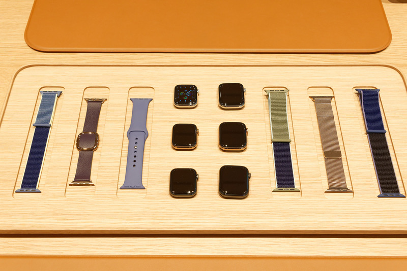 多彩なアクセサリーを用意している