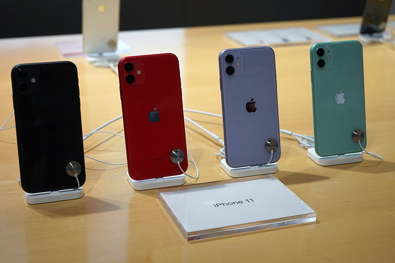 iPhone 11