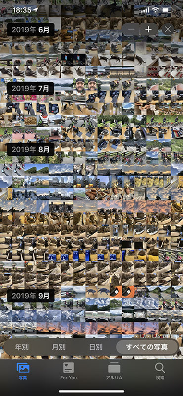 写真タブですべての写真を表示した様子。サムネイルの大きさを自由に変えられます。左は3枚ずつ並ぶようにした状態ですが、横幅いっぱいに写真を広げた大きなサムネイル（？）にすることも可能です。そこから中央～右のようにサムネイルを小さくしていけます。右のサムネイルは小さ過ぎのような感じがしますが、色に特徴がある写真を探しやすくて実用的です。なお、サムネイルサイズ変更はピンチイン・アウト操作もしくは画面右上のソフトウェアボタンで行えます。