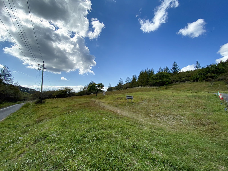 標高約1800mの高地。超広角撮影だと流れる雲がダイナミックに写ります。