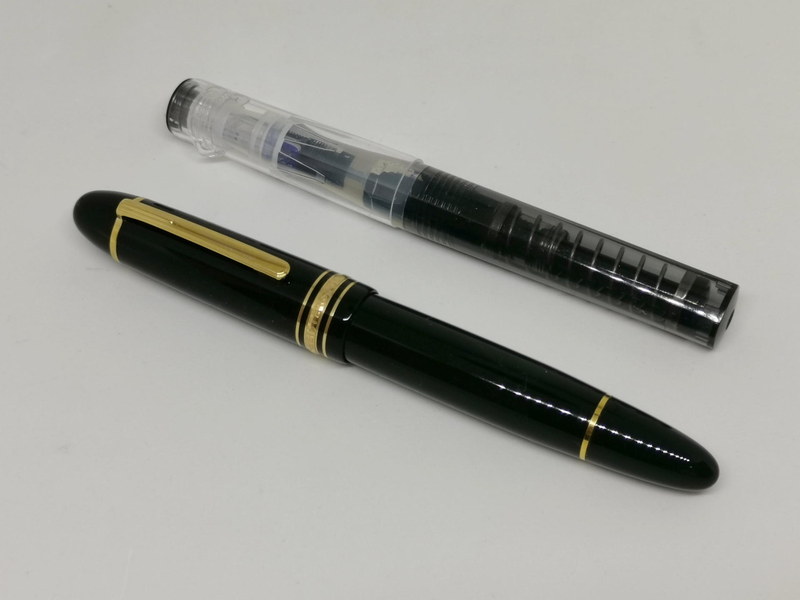 筆者が長年愛用しているモンブラン　マイスターシュテュック149と比べてみた