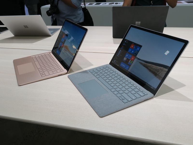 Surface Laptop3の13.5インチモデルはファブリック仕上げとメタル仕上げの2モデルがラインアップされる