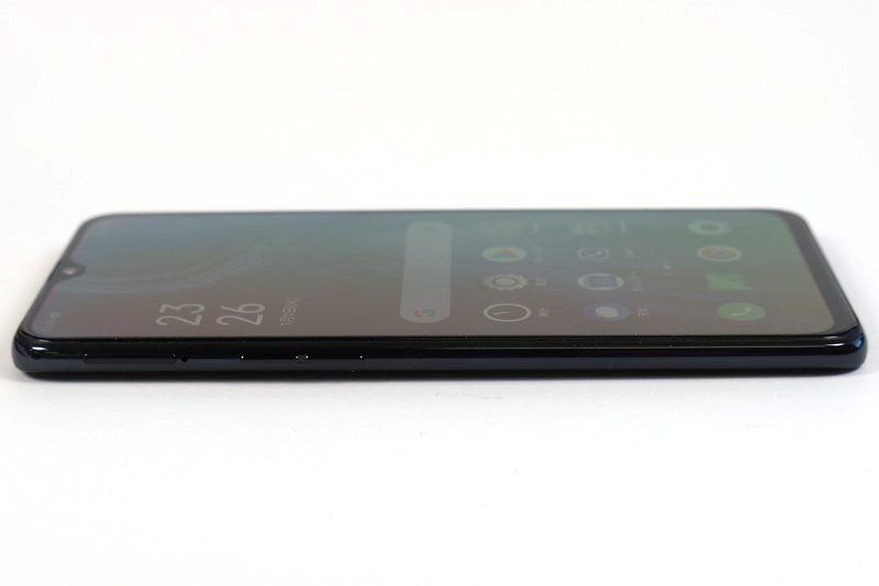 左側面には音量キー