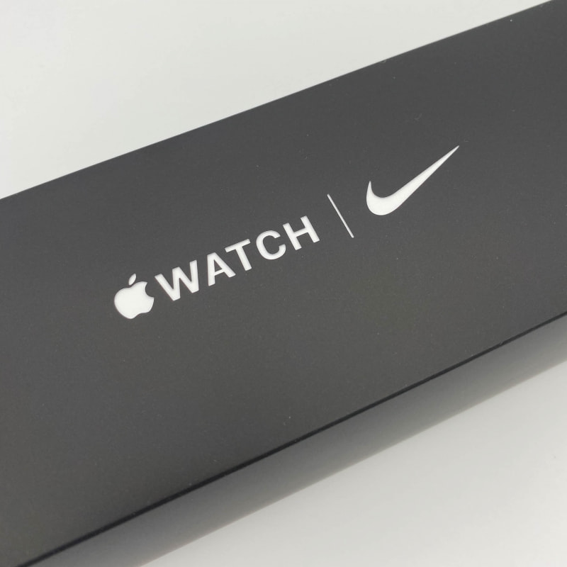 ついに買えたNIKEモデル。といってもNIKE文字盤は使っていないし、実はあまり意味がない