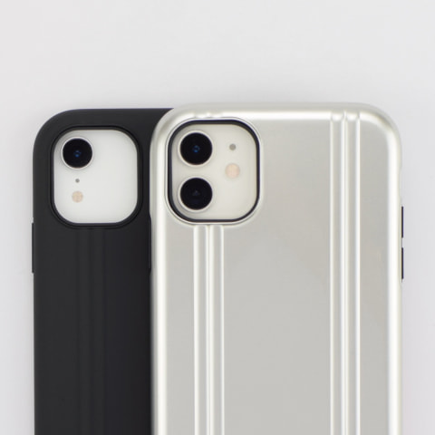 iPhone 11向けの背面型ゼロハリバートンコラボケースなど] - ケータイ