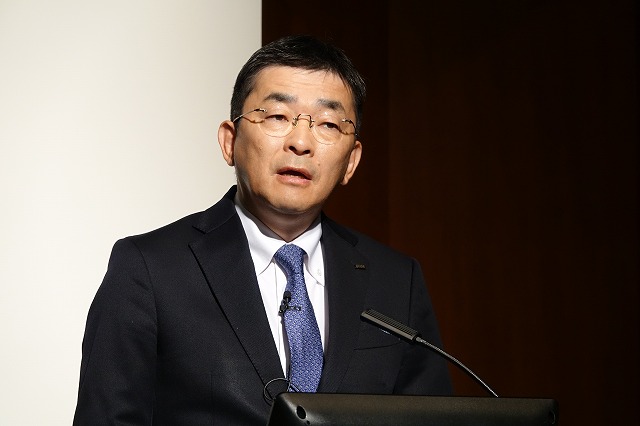 高橋誠氏（高は新字）