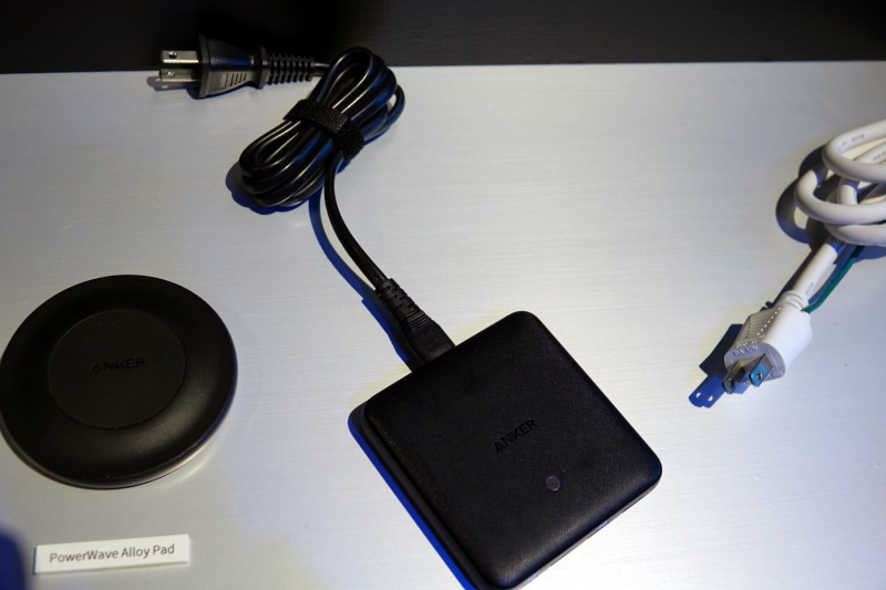 PowerPort Atom III Slim（Four Ports）