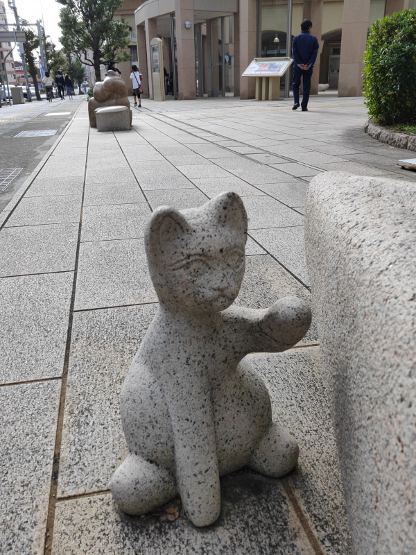 奥行きのある写真。レンズは明るく、歪みも非常に少ない