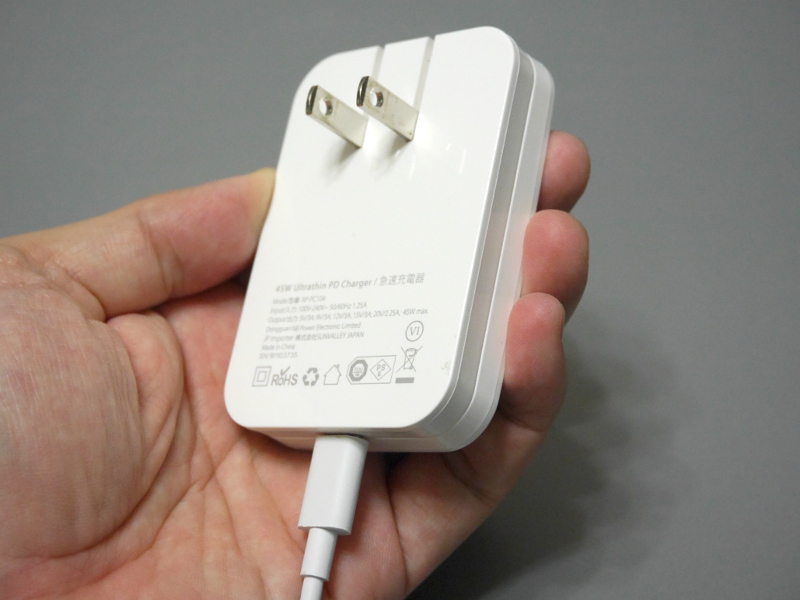 USB Type-Cポートを1つ搭載。最大出力は45W、テスタでチェックした限りではおかしなPDOも見受けられなかった