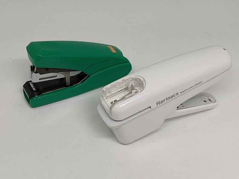 昨今はECOな観点からも、針を使わないホッチキスも流行だが、厚綴じの限界や販売価格からホッチキス業界の大勢図を変えるには至っていない
